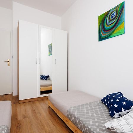 Summer Breeze Apartment - Quiet Place With A Spectacular View And A Garden Šibenik Exteriör bild
