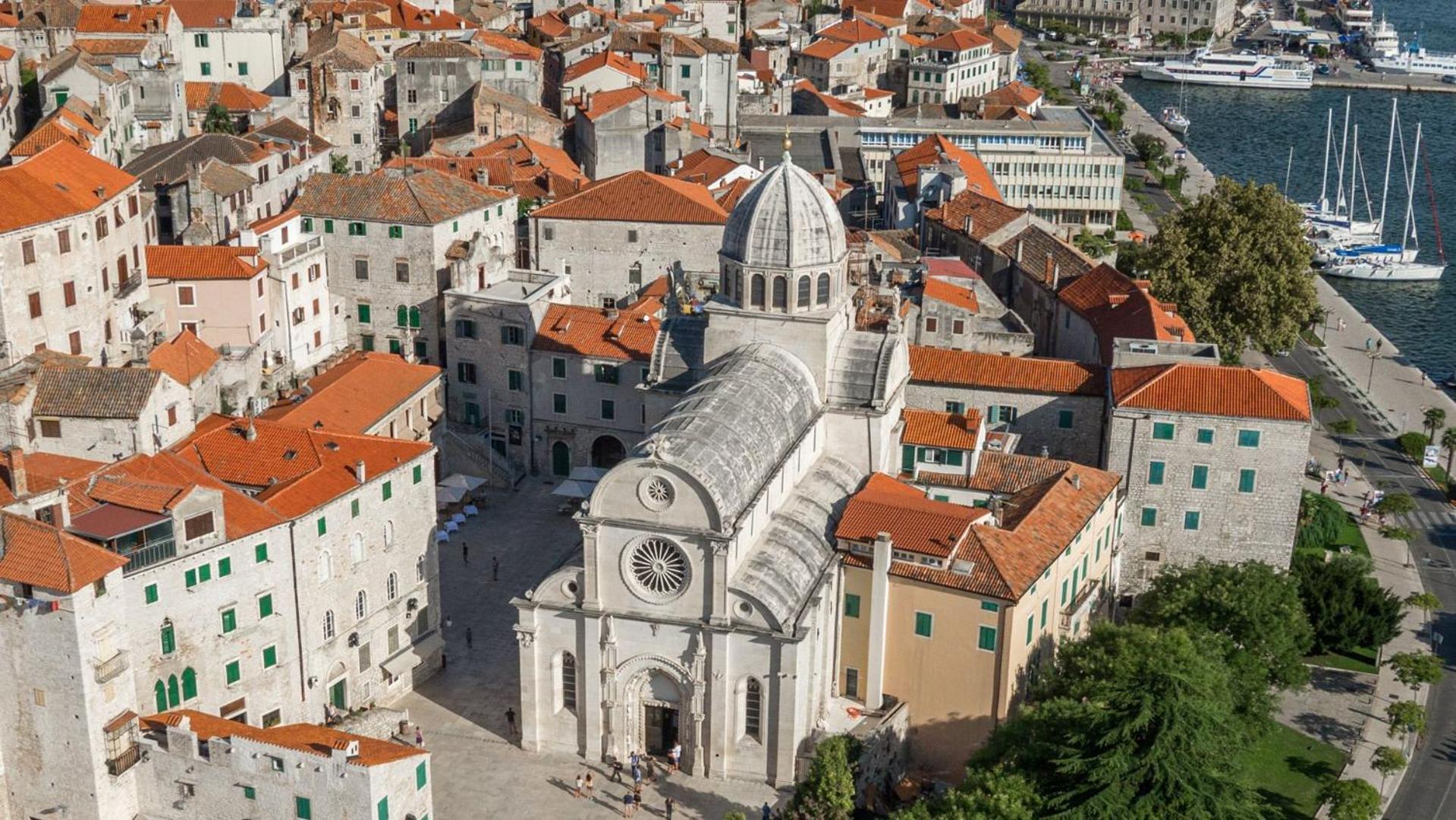 Summer Breeze Apartment - Quiet Place With A Spectacular View And A Garden Šibenik Exteriör bild